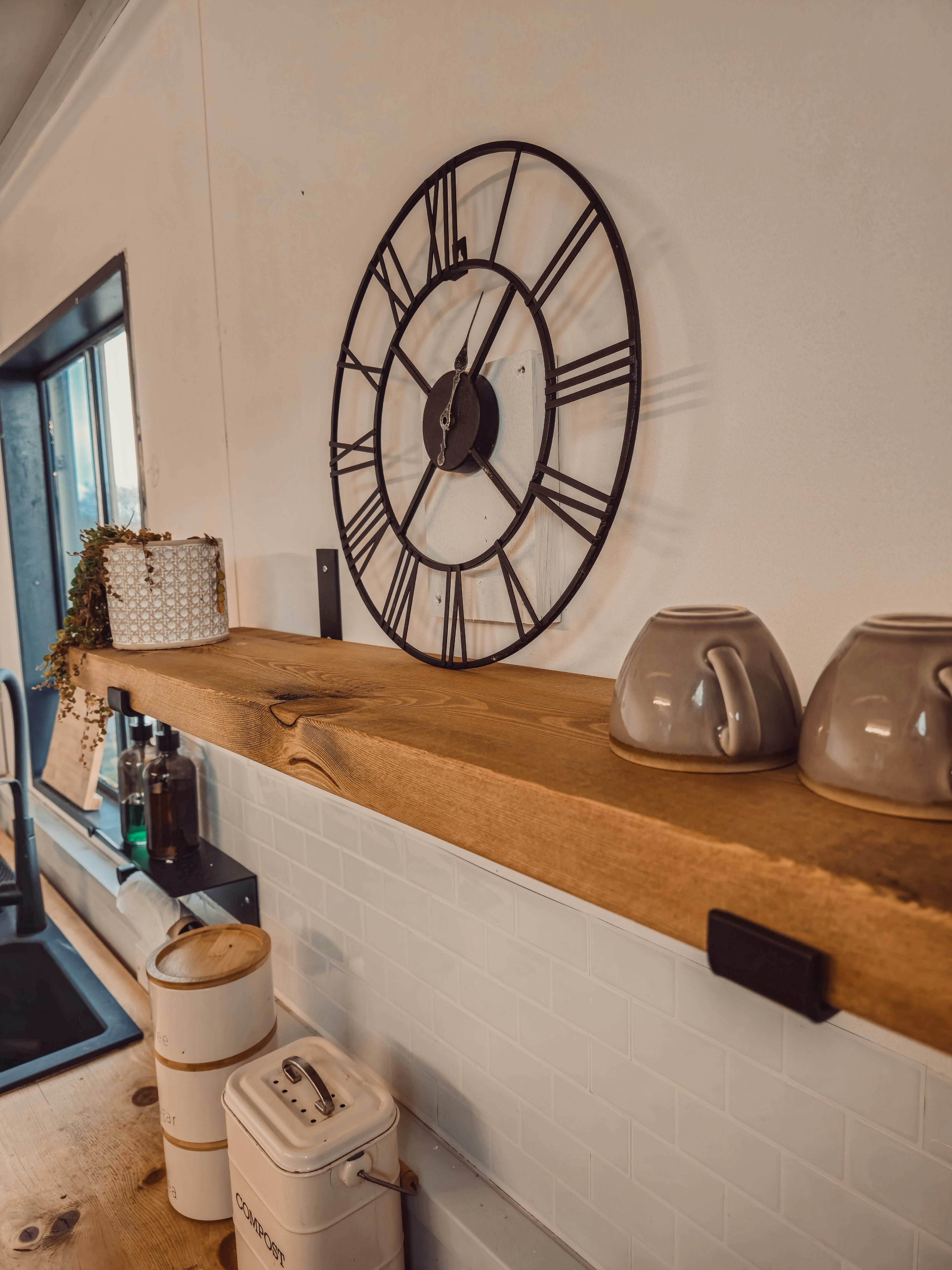 Rustic Wooden Shelf with Scaffold Metal Brackets - My Store