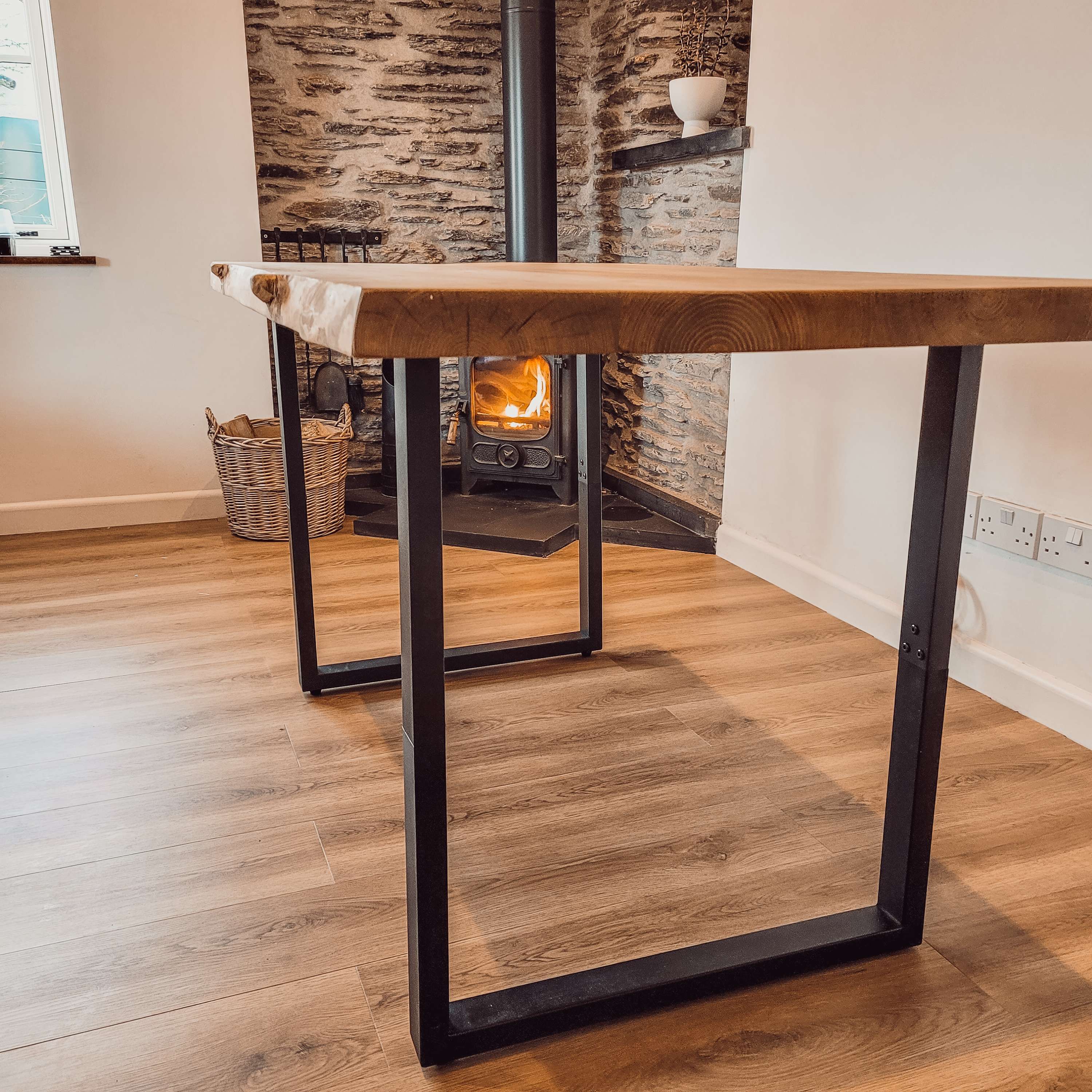 Live / Waney Edge Dining Table With 4 Types of Metal Legs - My Store