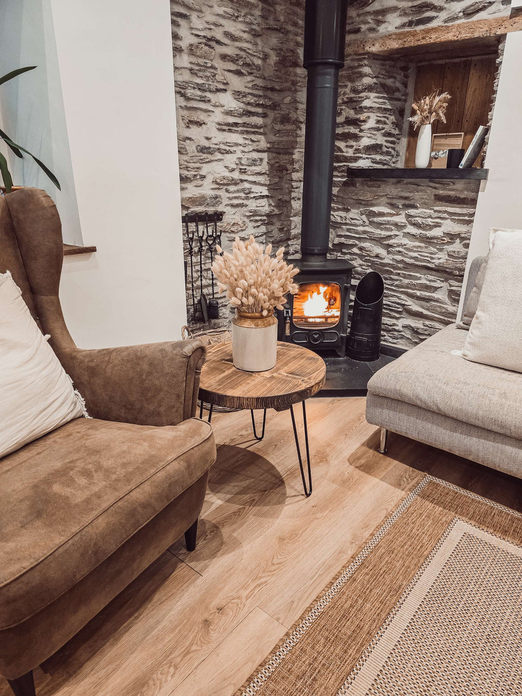 DALVA Walnut Round Coffee Table - My Store