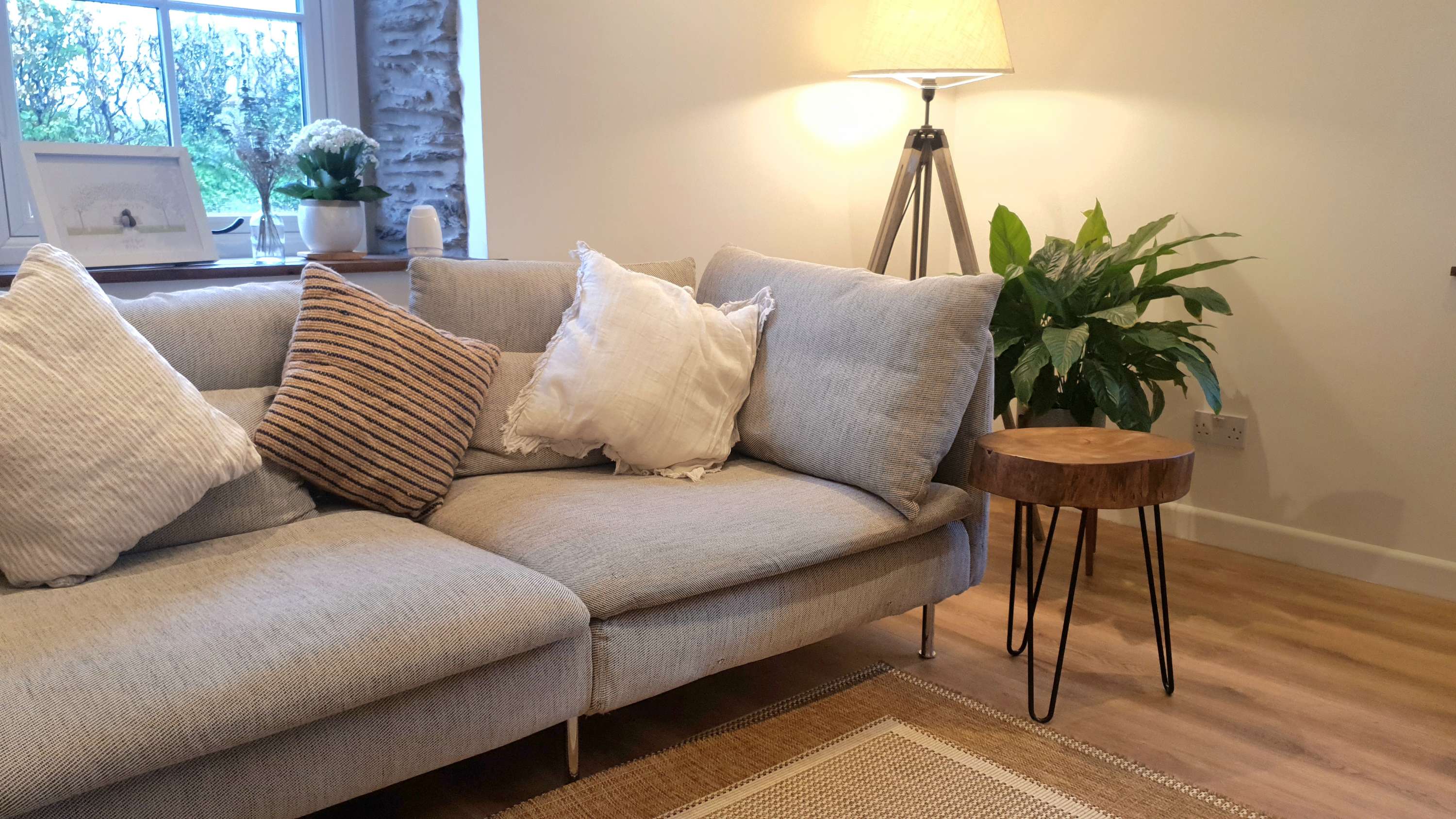 Ash Wood Round Chunky Coffee Table - My Store